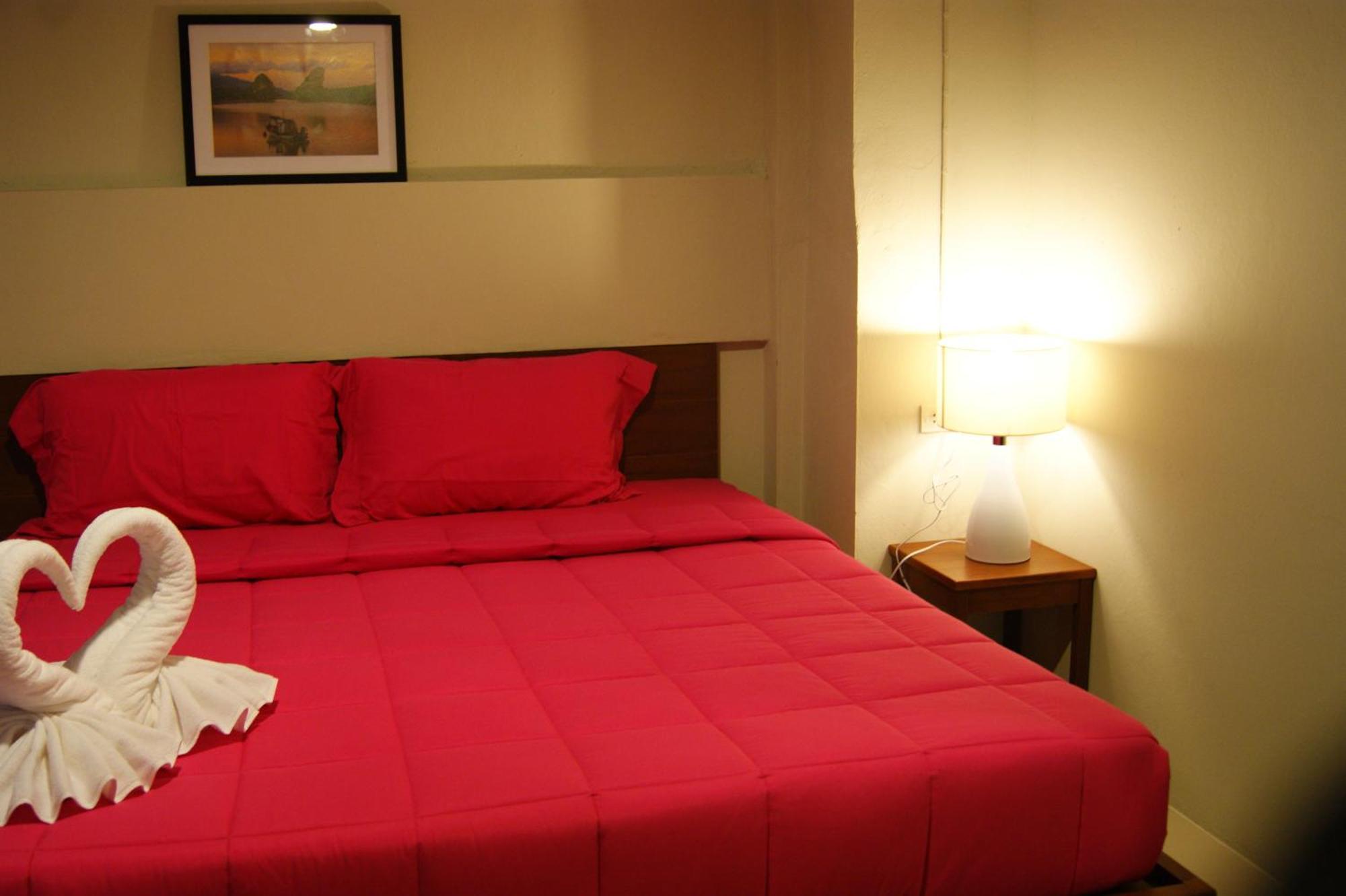 The City House Krabi town Стая снимка