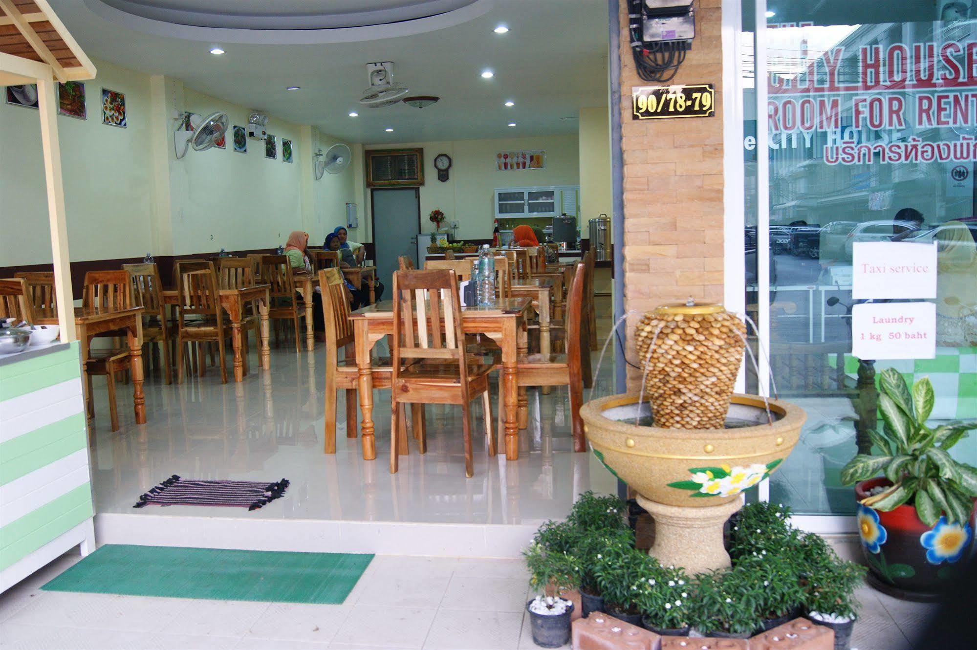 The City House Krabi town Екстериор снимка